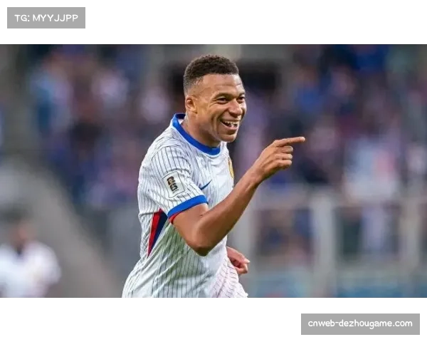 法国4-0大胜乌克兰,姆巴佩两射一传助高卢雄鸡提前晋级世界杯